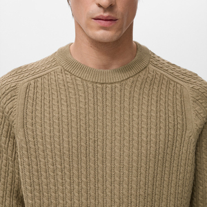 Suéter de negocios de cuello redondo de punto de color sólido para hombre de precio al por mayor en suéteres de hombre de punto de patrón único OEM de calidad superior - Product Image 3