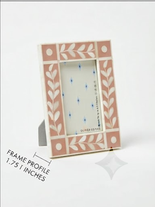 Rectangular Wood Photo <b>Frame</b> Vertical Classic Leaf Pattern Tabletop Display With Resin Work - Product Image 4