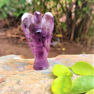 Figurine d'ange améthyste naturelle de meilleure qualité pour la guérison ou la protection spirituelle et l'équilibre énergétique disponible à bas prix - Product Image 3