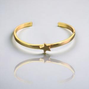 Bracelets de manchette en métal en laiton de couleur or pour femmes de concepteur nouveaux bracelets de bijoux de mode - Product Image 3