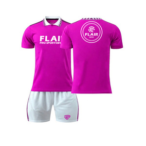Kits de football rétro de haute qualité uniformes de maillot de football conçus sur mesure pour enfants hommes ensembles supérieurs à la mode nom/logo OEM inclus - Product Image 6