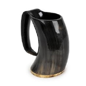 Tazas vikingas de cuerno de buey de búfalo hechas a mano de alta calidad para colecciones de tazas de vajilla Vintage a precios al por mayor - Product Image 1