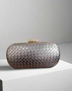 กระเป๋าคลัทช์แบบมีฝาปิดประดับด้วยลูกปัดหนังกลับแบบดั้งเดิมและประดับมุกสำหรับเจ้าสาวงานแต่งงานงานปาร์ตี้สลิงใช้จากอินเดีย - Product Image 3