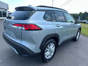 (W&T) TOYOTA COROLLA CROSS LE 2.0L 4 cilindros, transmisión automática, certificado de segunda mano, año 2023 - Product Image 2