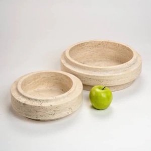 Cuenco Decorativo de Piedra Travertino Hecho a Mano con Diseño de Anillos Tallados para un Centro de Mesa Elegante para la Decoración del Hogar - Product Image 6