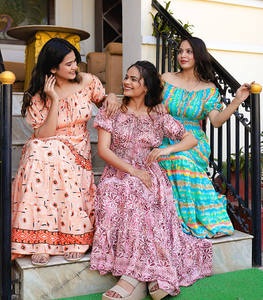 Collection été 2024 en soie pour fille Resort Party Wear à manches courtes épaules dénudées robe taille haute à volants - Product Image 6