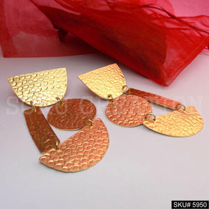 Boucles d'oreilles pendantes et tombantes SOKU pour femme, plaquées or, faites à la main, design tendance, pour anniversaire - SKU5950 - Product Image 3