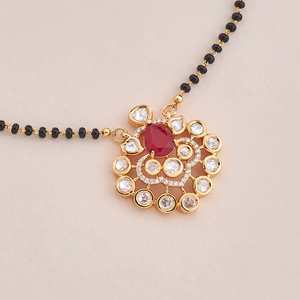 Collier en or Kundan traditionnel pour collectionneurs de objets culturels - Product Image 1