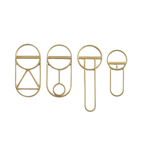 Bougeoir d'église en laiton fait à la main avec une couleur personnalisée pour un décor spirituel de Noël et une ambiance festive - Product Image 4