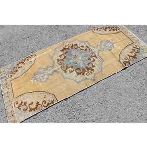 Tapis vintage Accent de 2,7 x 6,4 pieds, tapis marocain turc brun - Product Image 2