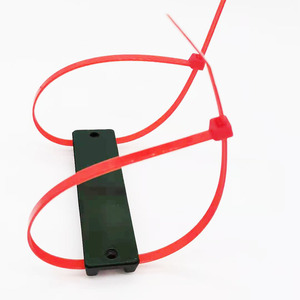 Étiquette RFID UHF passive haute performance, étanche, résistante aux intempéries, anti-métal, flexible pour la gestion d'entrepôt, puce Alien H3/H9 - Product Image 4