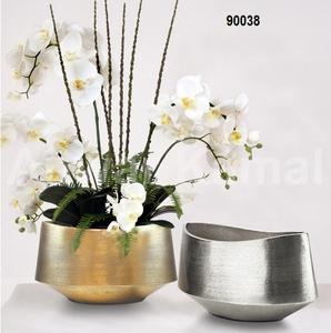 Jarrón Lunar de Metal - Product Image 1