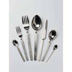 Ensemble de couverts de luxe faits à la main vaisselle argentée en acier inoxydable avec design royal pour la maison et la rentrée scolaire - Product Image 4