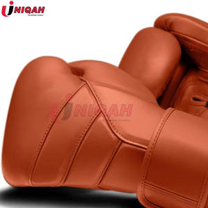 Guantes de boxeo con logotipo personalizado de alta calidad, cuero de lucha profesional con cierre con cordones, la mejor calidad para artes marciales - Product Image 2