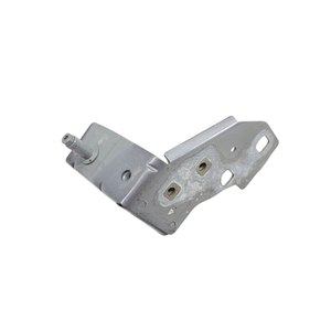 Supporto Parafango Anteriore Destro RENAULT Captur Serie 641802835R K9K Diesel 1500 (13>19) - Product Image 1
