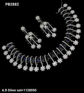 Lujo último diseñador exclusivo moda pesado corte cuadrado flor diseño americano diamante collar conjunto colección para mujer - Product Image 2