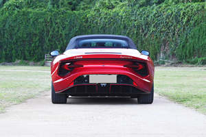 Vehículo Eléctrico Usado 2024 2025, Tracción en las Cuatro Ruedas, Convertible, Conducción Suave y Silenciosa, Interior Deportivo, Bien Cuidado, Proveniente de Japón - Product Image 3