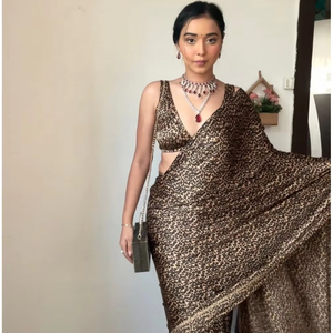 ชุดปาร์ตี้สุดอินเทรนด์สำหรับเจ้าสาวชุดปาร์ตี้สุดแฟนซีจากนักออกแบบบอลลีวูดอินเดีย - Product Image 1