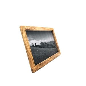 Excellent cadre photo en bois durable fait à la main pour le montage de table et mural disponible à bon prix - Product Image 1