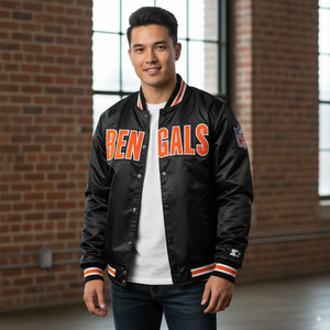 Chaqueta universitaria de satén personalizada Ropa de calle personalizada Unisex para chaqueta universitaria de invierno - Product Image 1