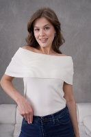Blusa de punto con cuello sin hombros para mujer Textura transpirable de punto acanalado Elegante y cómoda Producción OEM de alta calidad