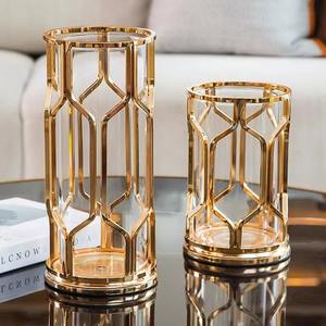 Ensemble de 2 vases à fleurs de table design pour la décoration d'étagères, de tables basses, de salons et d'intérieurs modernes, en provenance d'Inde - Product Image 1