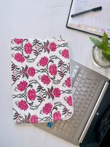 Pochette pour ordinateur portable matelassée 100% coton à imprimé floral vintage élégant et sac à main élégant Design multi-floral personnalisé - Product Image 2