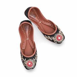 Khusa แฟลต EC8411แฟนซีสีดำ - Product Image 1