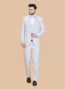 Colección de Trajes de 5 Piezas para Hombre en Azul Cielo, a la Moda, para Novios, Fiestas, Eventos Corporativos y Ocasiones Especiales, Disponible para la Venta - Product Image 2