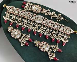 Magnifique collier indien en Kundan véritable de qualité supérieure en forme de larme avec boucles d'oreilles, ensemble de bijoux de mariage pour femmes - Product Image 3