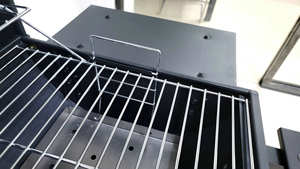 <span class=keywords><strong>Barbecue</strong></span> au <span class=keywords><strong>charbon</strong></span> de bois moderne en acier robuste avec revêtement en poudre, grande surface de cuisson, <span class=keywords><strong>cheminée</strong></span> <span class=keywords><strong>d</strong></span>écalée et double chariot de service - Product Image 4