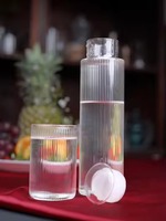 Bouteille d'eau en verre de style américain Borotech de qualité supérieure, étanche, 700 ml, transparente, avec bouchon à poussoir, pour la salle de sport, le bureau, les voyages, le camping