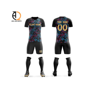 Maillots de football pour hommes en polyester 100% avec impression numérique par sublimation complète personnalisée, ODM OEM, club, uniformes d'équipe de football de haute qualité - Product Image 1