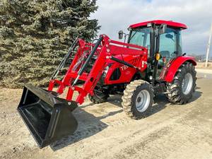 NOUVEAU Tracteur agricole TYM 654 65HP 4x4 à transmission par engrenages avec pompe et roulement, modèle 2025, à vendre, longue durée de vie - Product Image 2