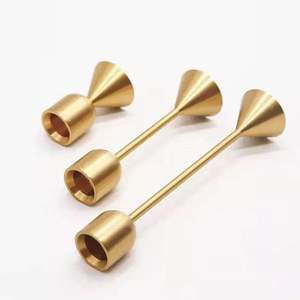 Candelabro de Metal dorado moderno nórdico, portavelas decorativo de lujo para el hogar, para boda, estilo de mesa de palo de Navidad - Product Image 2