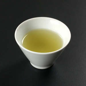 Taza de Té Yunomi Taihaku, Porcelana Minimalista Hasami, para Regalos - Product Image 2