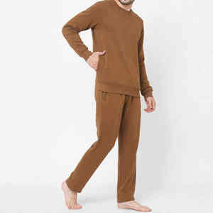 Trajes Deportivos Personalizados para Hombre, Económicos, 100% Poliéster, Diseño Sólido, Transpirables, para Correr y Entrenar, Personalizables - Product Image 3