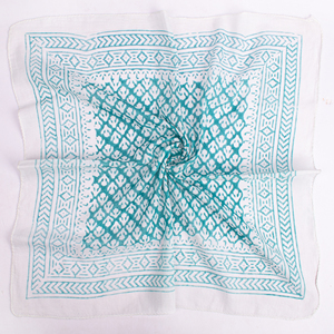 Bandana en coton imprimé à la main, motif floral, léger, écologique, écharpe à nouer, tissu doux, lavable, respirant, couvre-chef carré - Product Image 4