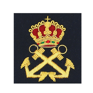 Badges de blazer et épaulettes brodés à la main en fil de soie, forme carrée, motif Couronne Royale - Product Image 1