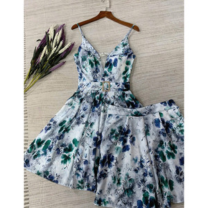 Vestido de patinadora con estampado floral ODM Casual Day Work XL Spandex Material de poliéster bordado decoración hueca forro teñido liso - Product Image 3