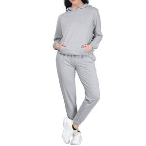 Derniers modèles de survêtements pour femmes, vêtements d'hiver, meilleures ventes de survêtements pour femmes, vente chaude, ensemble 2 pièces régulier, survêtement à col rond pour femmes - Product Image 1