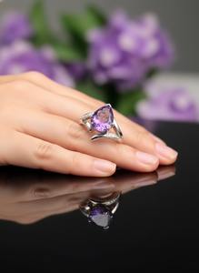 แหวนเงินแท้ 925 ดีไซน์เรียบหรู ประดับพลอยแอมเมทิสต์ทรงลูกแพร์ ของขวัญวันครบรอบแต่งงาน/หมั้น สัญลักษณ์คริสเตียน เดือนกุมภาพันธ์ - Product Image 5