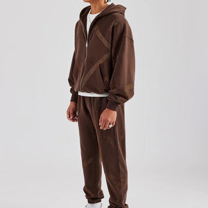 Service OEM – Nouveauté Survêtement Décontracté Hiver pour Homme : Hoodie et Jogger Légers et Respirants, Coupe Classique, Entièrement Orné de Strass – 100% Coton - Product Image 3