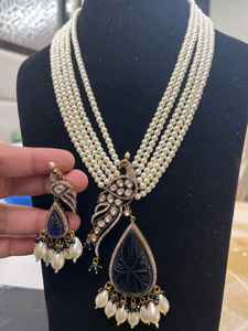 Boucles d'oreilles en plaqué or antique collier Polki de créateur pour les célébrations de mariage en laiton fait à la main pour les fiançailles - Product Image 2