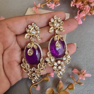 Boucles d'oreilles longues fantaisie en or antique pour femmes nouveau style traditionnel Polki pour les fêtes et les mariages bijoux en laiton cadeau parfait - Product Image 2