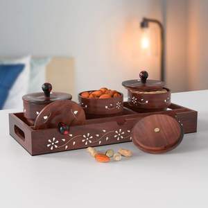 Ensemble de plateaux de service en bois écologiques avec couvercle pour fruits secs, bonbons, chips, biscuits et épices par Ahad Handicrafts - Product Image 1