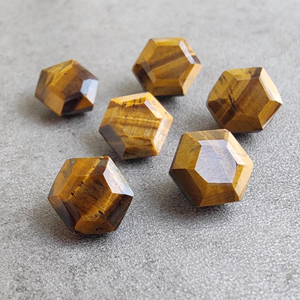 Pierres précieuses en gros calibrées en forme d'hexagone en œil de tigre naturel de qualité AAA +, toutes les tailles disponibles - Product Image 3