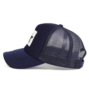 Vente en gros, nouveau Design personnalisé, 6 panneaux, Logo imprimé, hommes et femmes, casquettes de sport légères et unies - Product Image 2