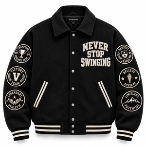 Chaqueta Varsity Negra para Hombre KP International con Parches Bordados, Estilo Preppy, Corte Regular, para Otoño - Product Image 1