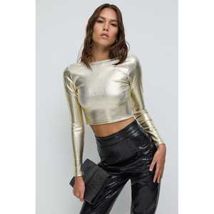 เสื้อครอปสั้นลำลองพร้อมดีไซน์โลโก้ด้านหน้าพิมพ์ลายฟอยล์เงา - Product Image 2